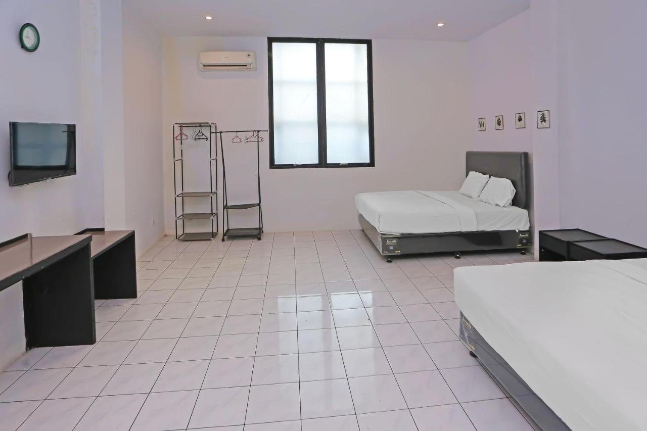 Collection O 92739 Hotel Pintu Besar Τζακάρτα Εξωτερικό φωτογραφία
