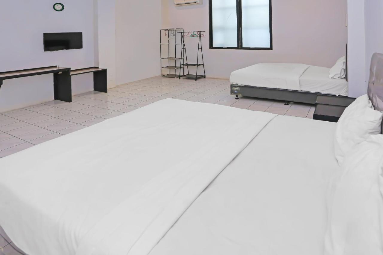 Collection O 92739 Hotel Pintu Besar Τζακάρτα Εξωτερικό φωτογραφία